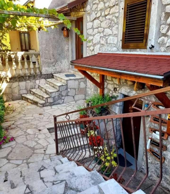 Aleksa Konuk evi Cetinje Dış mekan fotoğraf